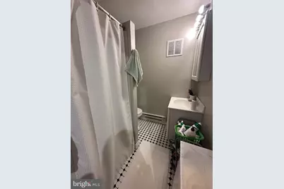 910 Clinton Street #3R, Philadelphia, PA 19107 - Photo 6