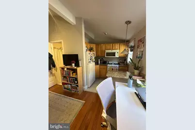 910 Clinton Street #3R, Philadelphia, PA 19107 - Photo 2