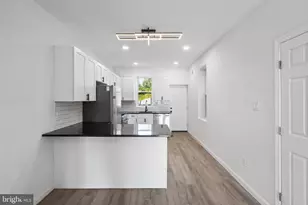 3943 Dell St, Philadelphia, PA 19140 - Photo 4