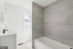1131 S 53rd St, Philadelphia, PA 19143 - Photo 28