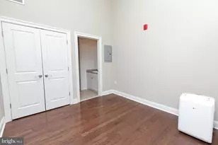 1411-2 Walnut St, Philadelphia, PA 19102 - Photo 16