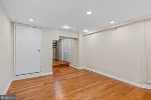 1930 Christian St, Philadelphia, PA 19146 - Photo 14