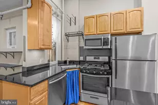 1930 Christian St, Philadelphia, PA 19146 - Photo 6