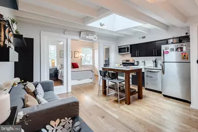 1320 Pine Street #UNIT 4F, Philadelphia, PA 19107 - Photo 1