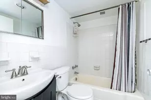 224 W Rittenhouse Square, Philadelphia, PA 19103 - Photo 14