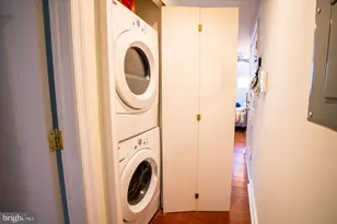 1431 Lombard St, Philadelphia, PA 19146 - Photo 8