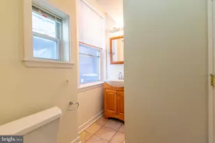 1431 Lombard St, Philadelphia, PA 19146 - Photo 8