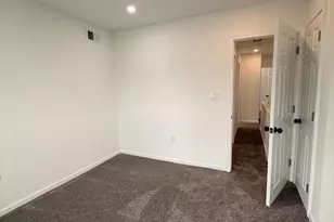 2124 S Shields St, Philadelphia, PA 19142 - Photo 8