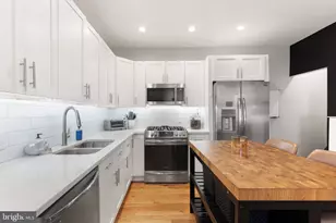 132 Shurs Ln, Philadelphia, PA 19127 - Photo 16