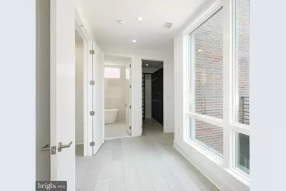 142R S Front Street, Philadelphia, PA 19106 - Photo 12