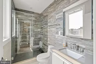 519 Bainbridge St, Philadelphia, PA 19147 - Photo 26