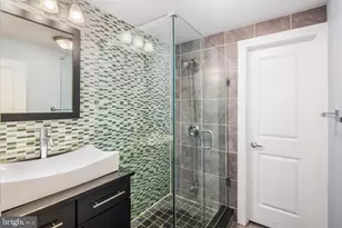 2614 Webster St, Philadelphia, PA 19146 - Photo 10