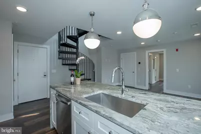 817 N 20th Street #UNIT 13, Philadelphia, PA 19130 - Photo 12