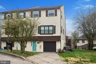 804 Keely Pl, Philadelphia, PA 19128 - Photo 1