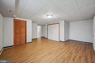 804 Keely Pl, Philadelphia, PA 19128 - Photo 8