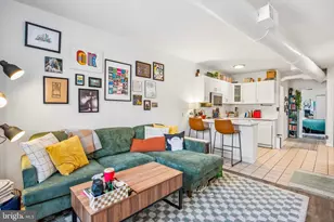 117 Green Ln, Philadelphia, PA 19127 - Photo 2