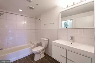 135 N 3rd St, Philadelphia, PA 19106 - Photo 6