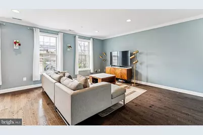 109 Surgeon General Court, Philadelphia, PA 19146 - Photo 2