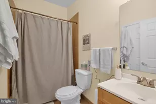 1017 S Dorrance St, Philadelphia, PA 19146 - Photo 22