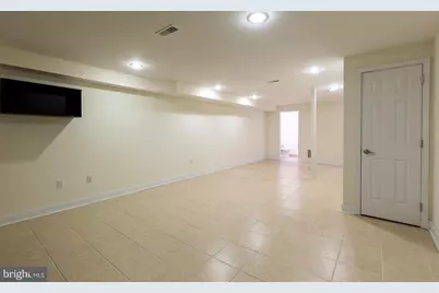 1017 S Dorrance Street, Philadelphia, PA 19146 - Photo 12