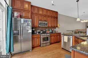 1017 S Dorrance St, Philadelphia, PA 19146 - Photo 4