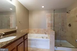 1017 S Dorrance St, Philadelphia, PA 19146 - Photo 28