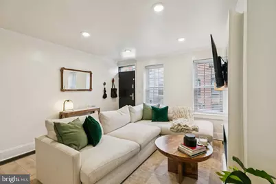 2412 Madison Square, Philadelphia, PA 19146 - Photo 4