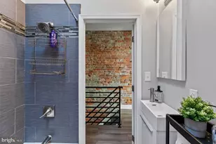 1449 S 32nd St, Philadelphia, PA 19146 - Photo 16