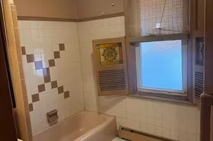 1245 Fitzgerald St, Philadelphia, PA 19148 - Photo 8