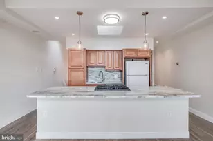 2018 South St, Philadelphia, PA 19146 - Photo 2