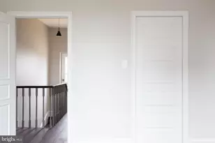 238 Fairmount Ave, Philadelphia, PA 19123 - Photo 10