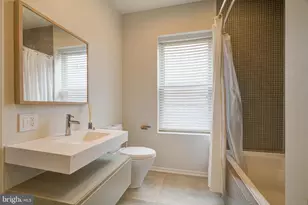 238 Fairmount Ave, Philadelphia, PA 19123 - Photo 20