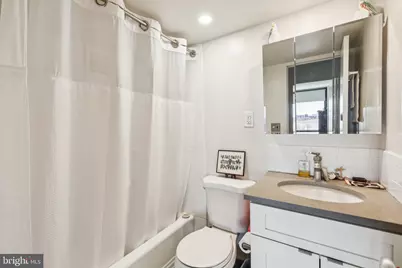 210 Locust Street #7AW, Philadelphia, PA 19106 - Photo 8