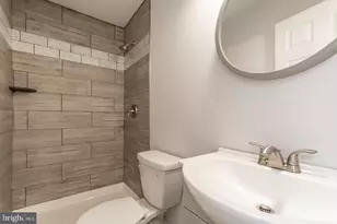 228 Hermitage St, Philadelphia, PA 19127 - Photo 8