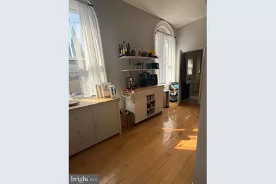 2034 Chestnut Street #2R, Philadelphia, PA 19103 - Photo 4