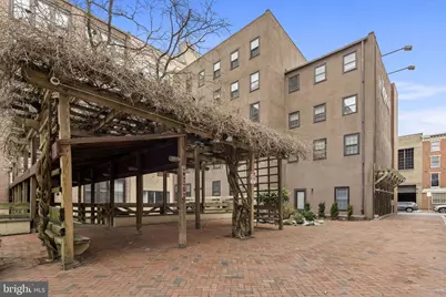 301 Race Street #C002, Philadelphia, PA 19106 - Photo 24
