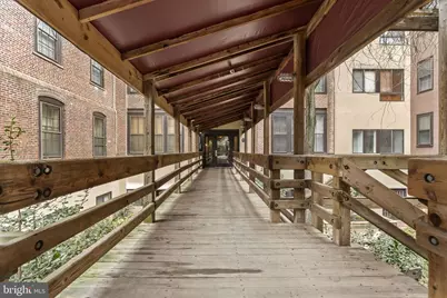 301 Race Street #C002, Philadelphia, PA 19106 - Photo 28