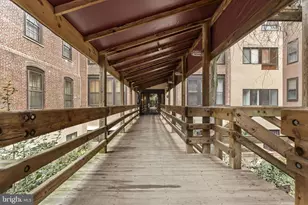 301 Race St, Philadelphia, PA 19106 - Photo 28