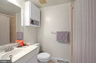 1720 Wallace St, Philadelphia, PA 19130 - Photo 10