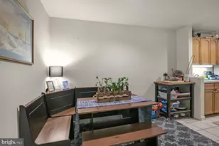 1720 Wallace St, Philadelphia, PA 19130 - Photo 12