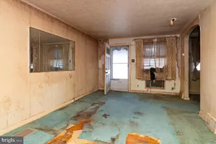 5109 Erdrick St, Philadelphia, PA 19124 - Photo 4