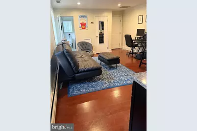 2034 Chestnut Street #3R, Philadelphia, PA 19103 - Photo 4