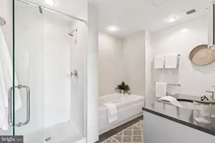 2101 Market St, Philadelphia, PA 19103 - Photo 4
