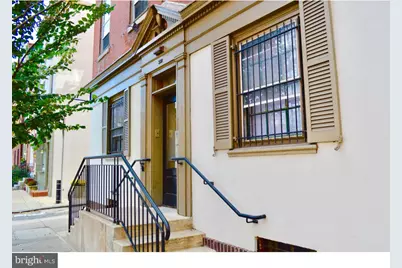 332-34 S 17th Street #3B, Philadelphia, PA 19103 - Photo 2