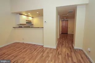 301 Race St, Philadelphia, PA 19106 - Photo 1