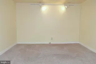 301 Race St, Philadelphia, PA 19106 - Photo 8