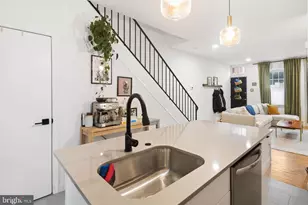 1704 Naudain St, Philadelphia, PA 19146 - Photo 6