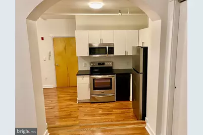 1300 Spruce Street #1E, Philadelphia, PA 19107 - Photo 2