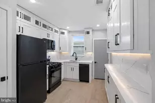 2224 S Opal St, Philadelphia, PA 19145 - Photo 4