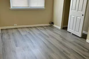 342 Gladstone St, Philadelphia, PA 19148 - Photo 4